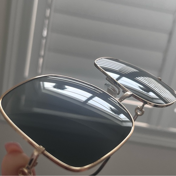 Gucci Sunglasses - Picture 6 of 6